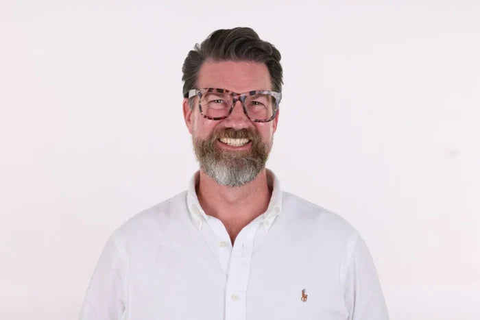 11am | Light Tort | Reading Glasses