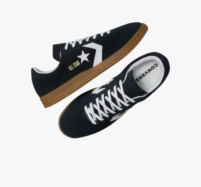 Classic Trainer Suede - Black / White Gum