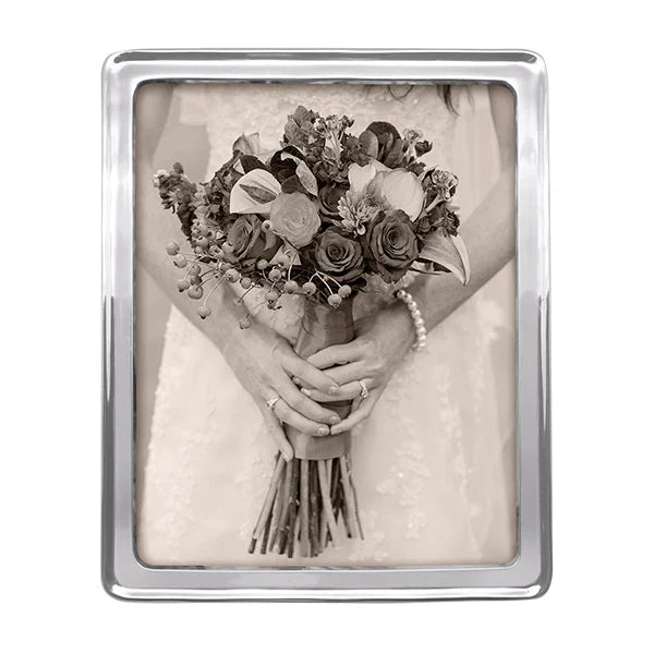 Signature 8x10 Frame - Madison's Niche