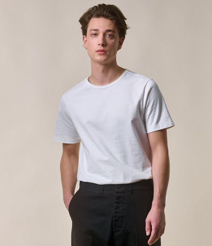215 Loopwheeled Classic Fit Midweight T-Shirt - White, worn