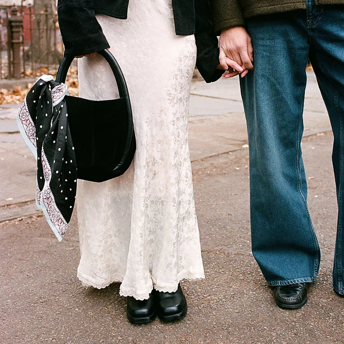 Barlow Bucket Bag in Black