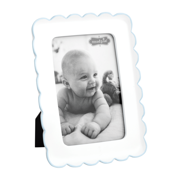Blue Scallop Resin Frame - Madison's Niche