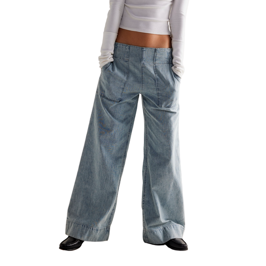 Breezy Denim Pull-On in Dusk - Madison's Niche