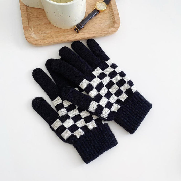 Close-up checkerboard knitted touch screen gloves with ribbed cuff; warm knit for cold days.