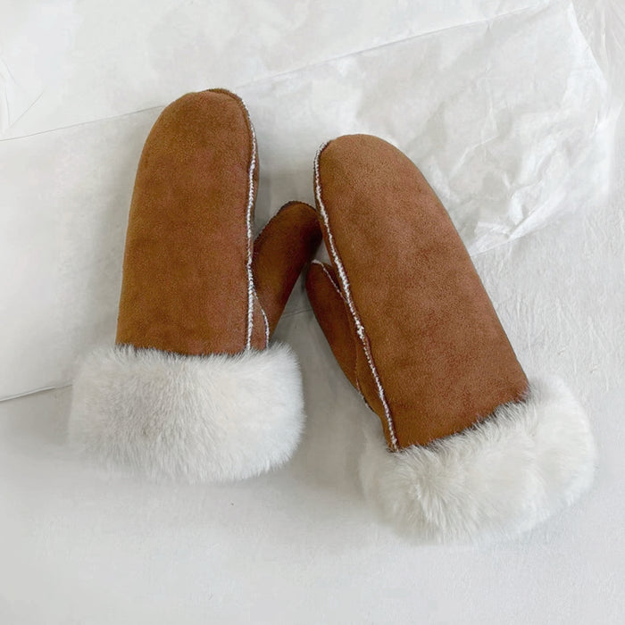 Flat lay chestnut suede gloves, smooth finish with stitched fingers; everyday winter gloves for outdoors.