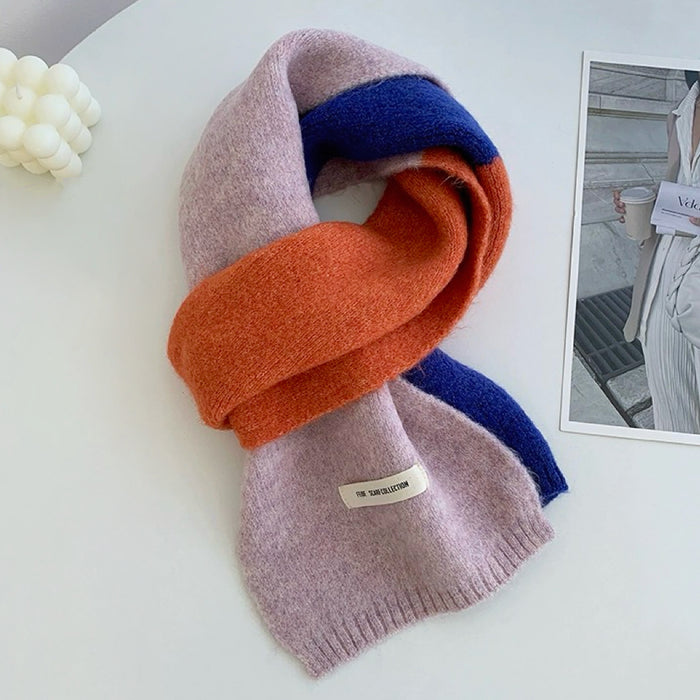 Close-up of Cozy Splicing Color Scarf, ideal for everyday styling and weekend outings.