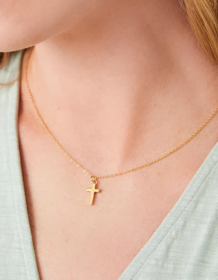 Cross Necklace 17'' in Gold - Madison's Niche