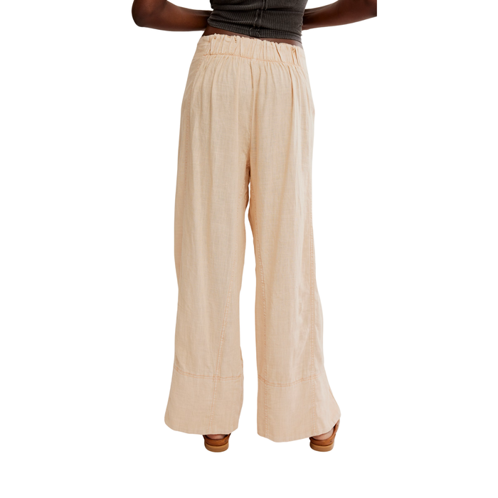 Day's End Linen Pull-On in Sand - Madison's Niche