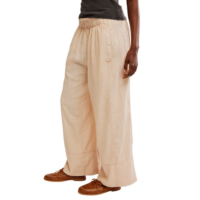 Day's End Linen Pull-On in Sand - Madison's Niche