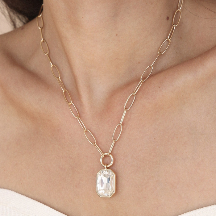 Deco Pendant Necklace in Gold - Madison's Niche