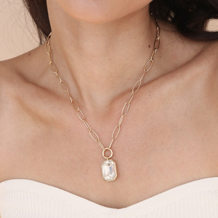 Deco Pendant Necklace in Gold - Madison's Niche