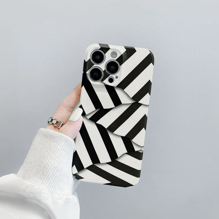 Black and white diagonal stripe pattern silicone case. Layered 3D texture for enhanced grip and style.
