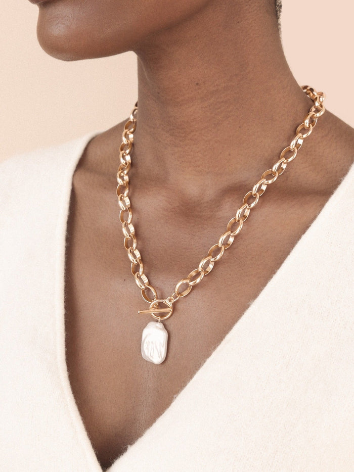 Edge of Water Pearl 18K Necklace - Madison's Niche