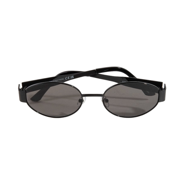 Faye Oval Frame Sunglasses in Black - Madison's Niche