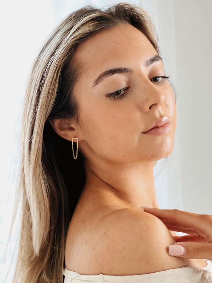 Filament Studs in Gold Vermeil - Madison's Niche