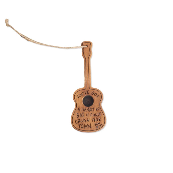 Guitar Accessories - Madison's Niche