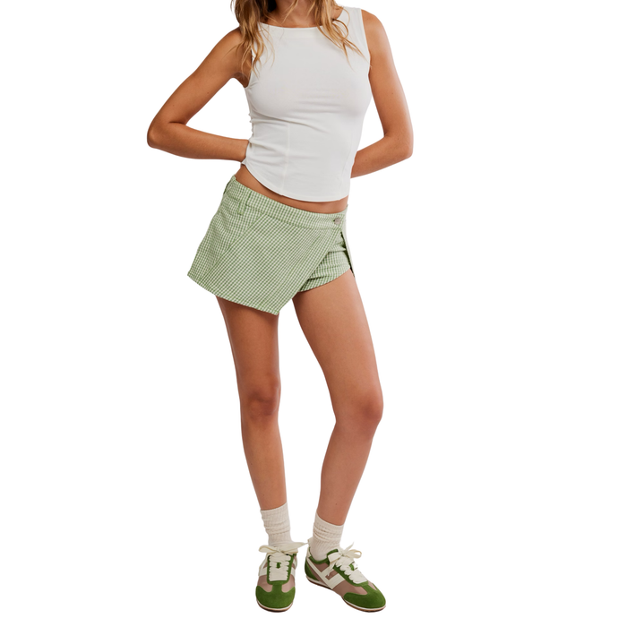 Iconic Tank in White - Madison's Niche