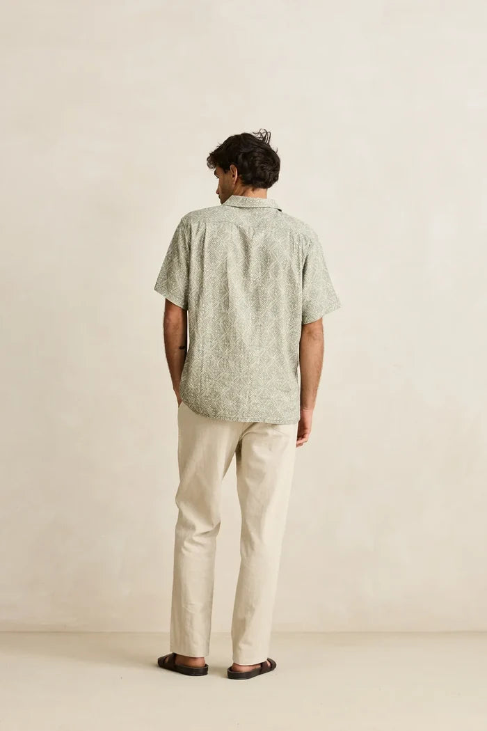 Java Short Sleeve Shirt in Olive - Madison's Niche