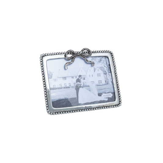 Large Metal Bow Frame - Madison's Niche
