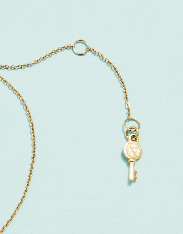 Locked in Love Necklace Heart - Madison's Niche