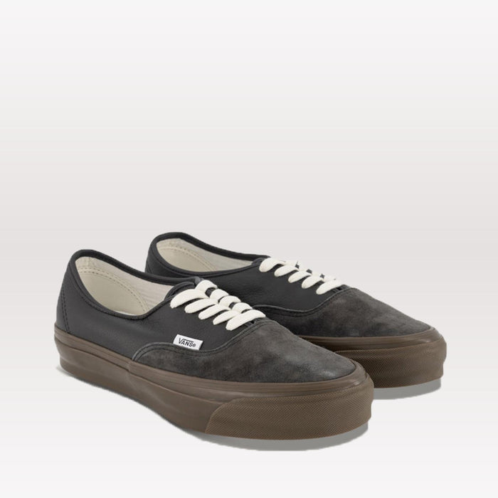 LX Authentic 44 - Antwerp Faded Black