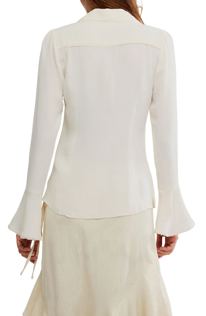 Melrose Top in Whisper White - Madison's Niche