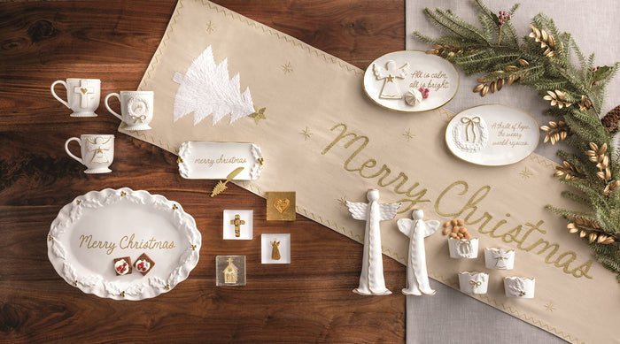 Merry Christmas Snowflake Tree Runner