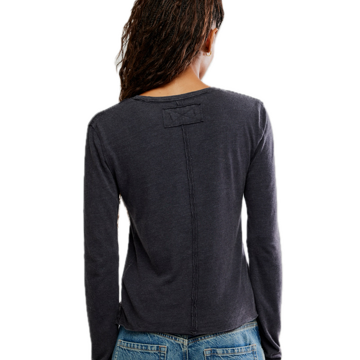 Nova Long-Sleeve Tee in Black - Madison's Niche