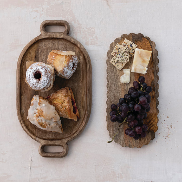 Oval Scalloped Wood Board