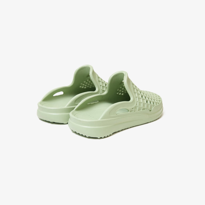 Lusso Cloud Scenario Slide Matcha top view