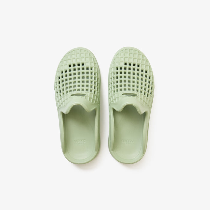 Lusso Cloud Scenario Slide Matcha sole