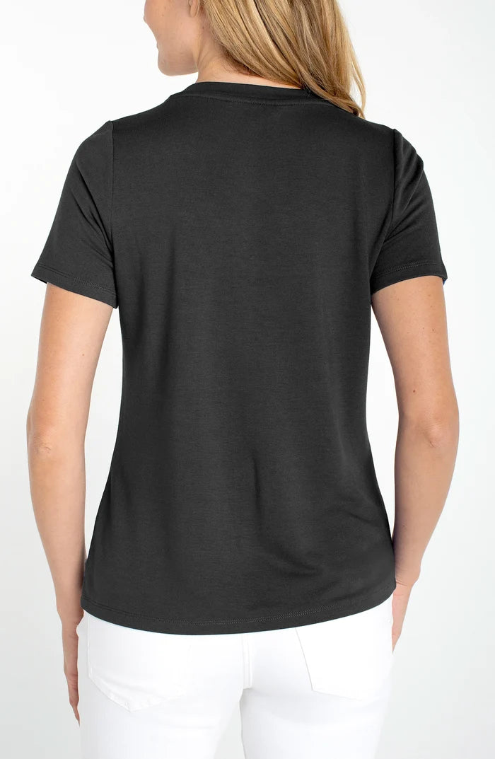 Short Sleeve V-neck Knit Tee in Black
