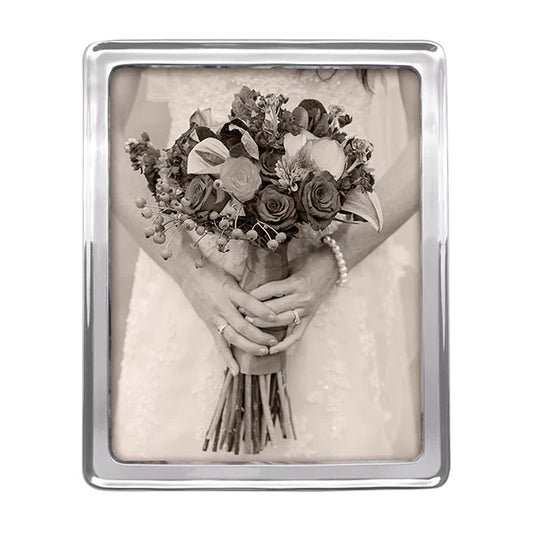 Signature 8x10 Frame - Madison's Niche