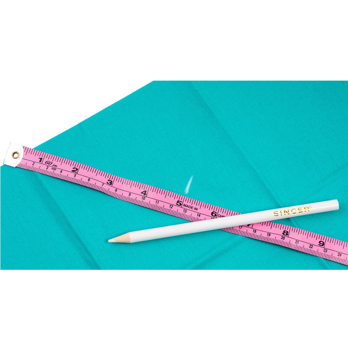 SINGER® Beginner’s Sewing Kit