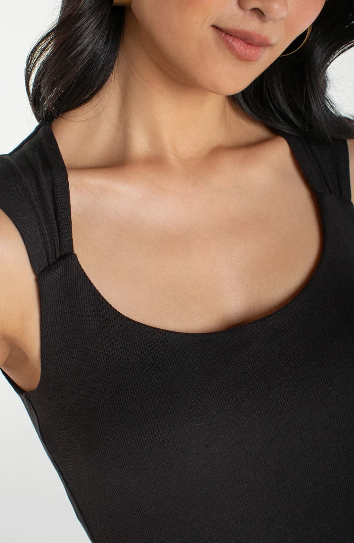 Sleeveless Built-in Bra Knit Top in Black