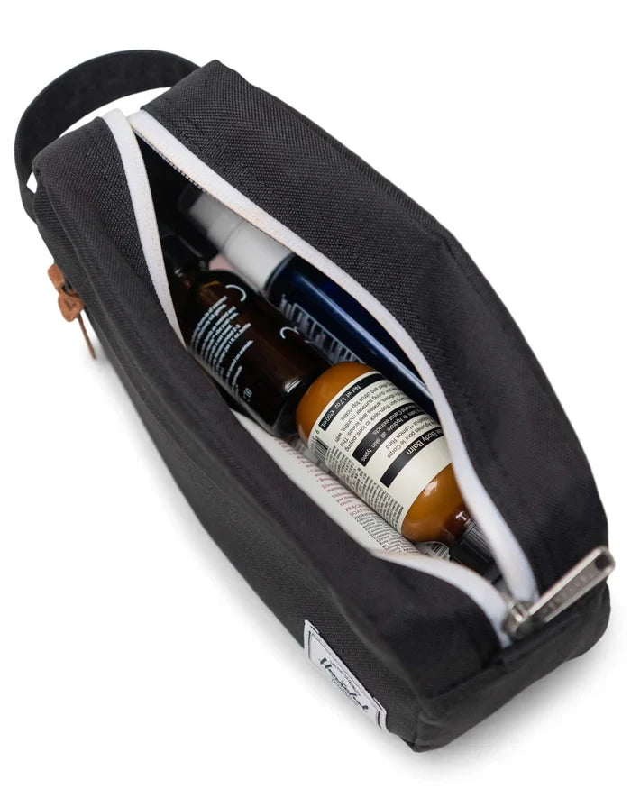 Small Chapter Travel Kit in Navy - Madison's Niche