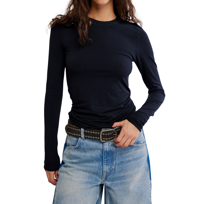 So Soft Seamless Long Sleeve in Black