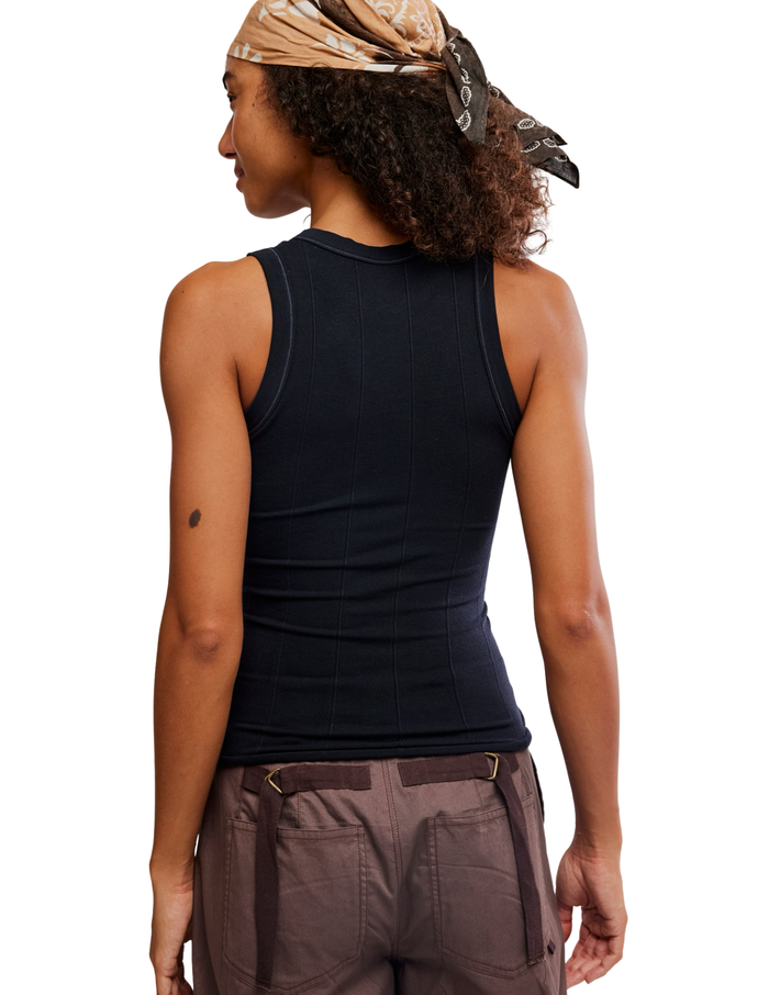 So Soft Seamless Modal Tank in Black - Madison's Niche