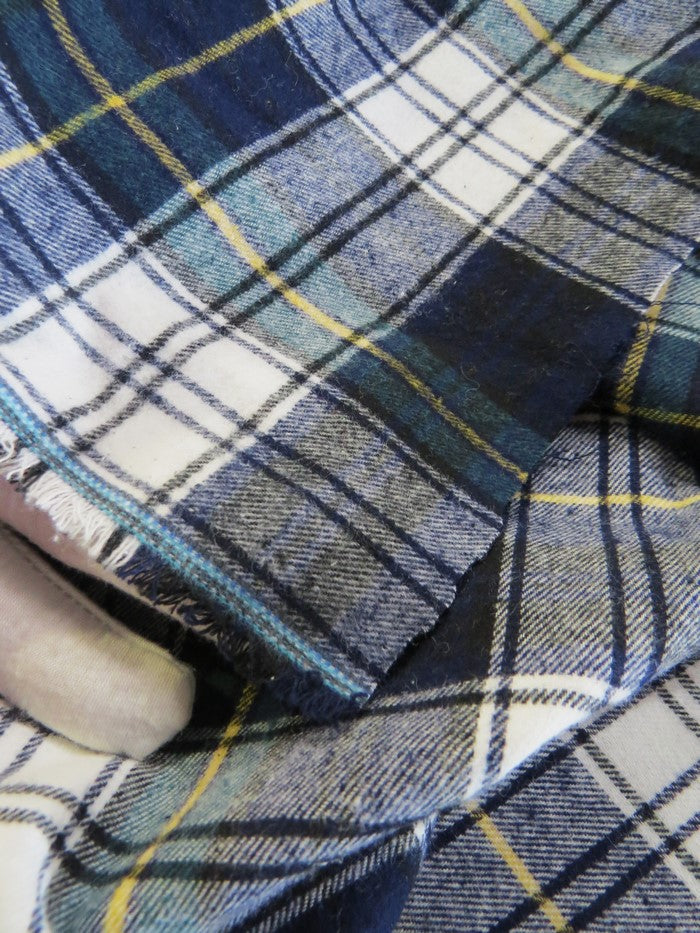 Tartan Plaid Uniform Apparel Flannel Fabric / Black/Red