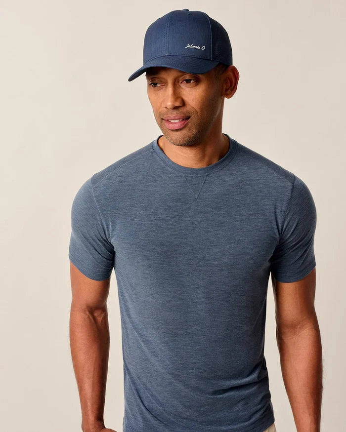 The Course Performance T-Shirt in Wake - Madison's Niche