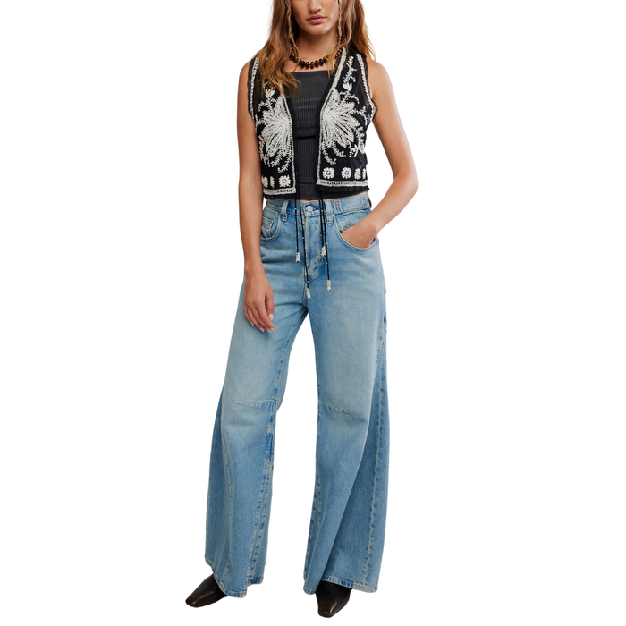 Under The Sun Vest - Madison's Niche