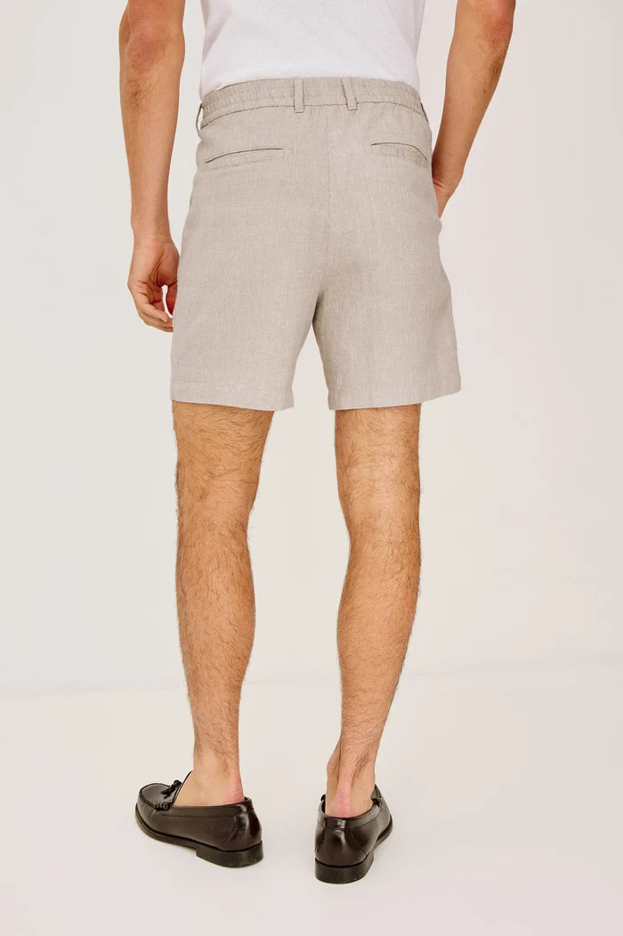 Wilson Short in Sand Dune - Madison's Niche