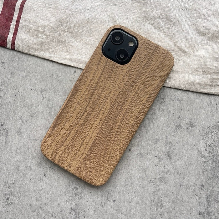 Rustic organic aesthetic Wood Grain Case. Delivers a grounded outdoor feel to your technology.